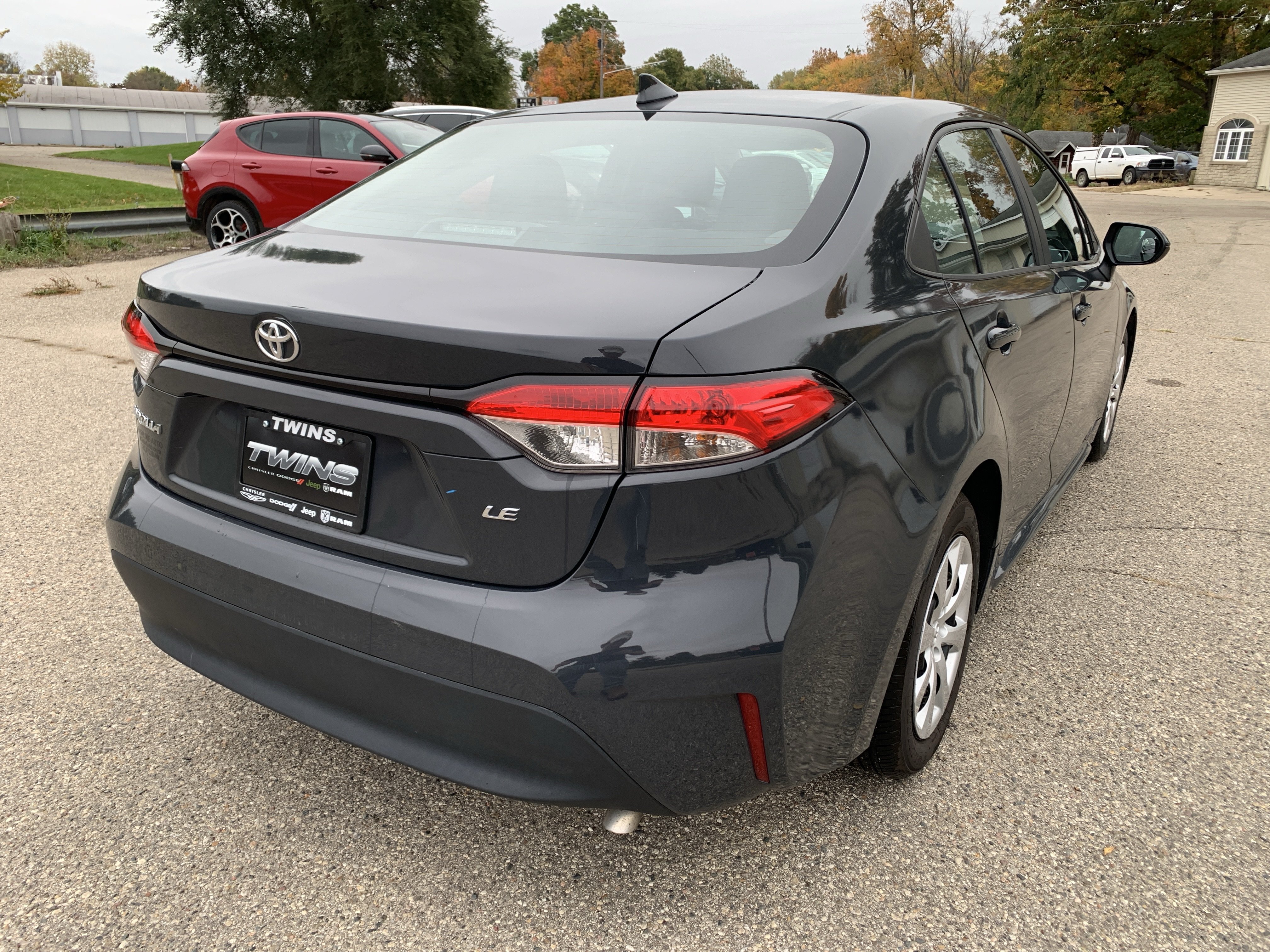 Used 2024 Toyota Corolla LE FWD image 3