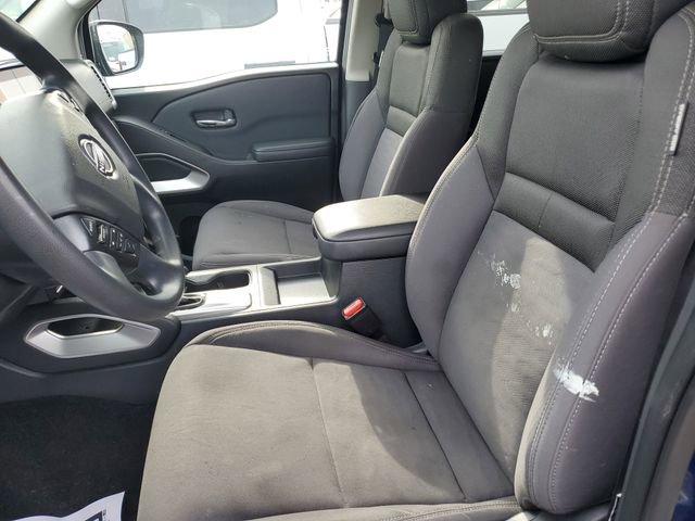 Used 2022 Nissan Frontier SV w/ Graphics Package image 21