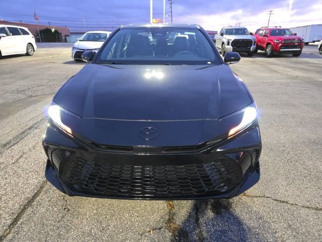 New 2026 Toyota Camry Hybrid image 2