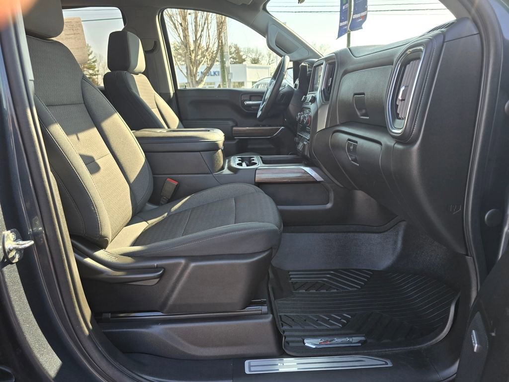 Used 2021 Chevrolet Silverado 1500 LT Trail Boss w/ Convenience Package II AWD/4WD image 11