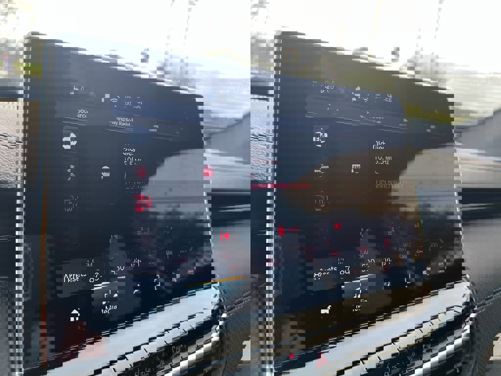 New 2026 Jeep Compass Limited image 14