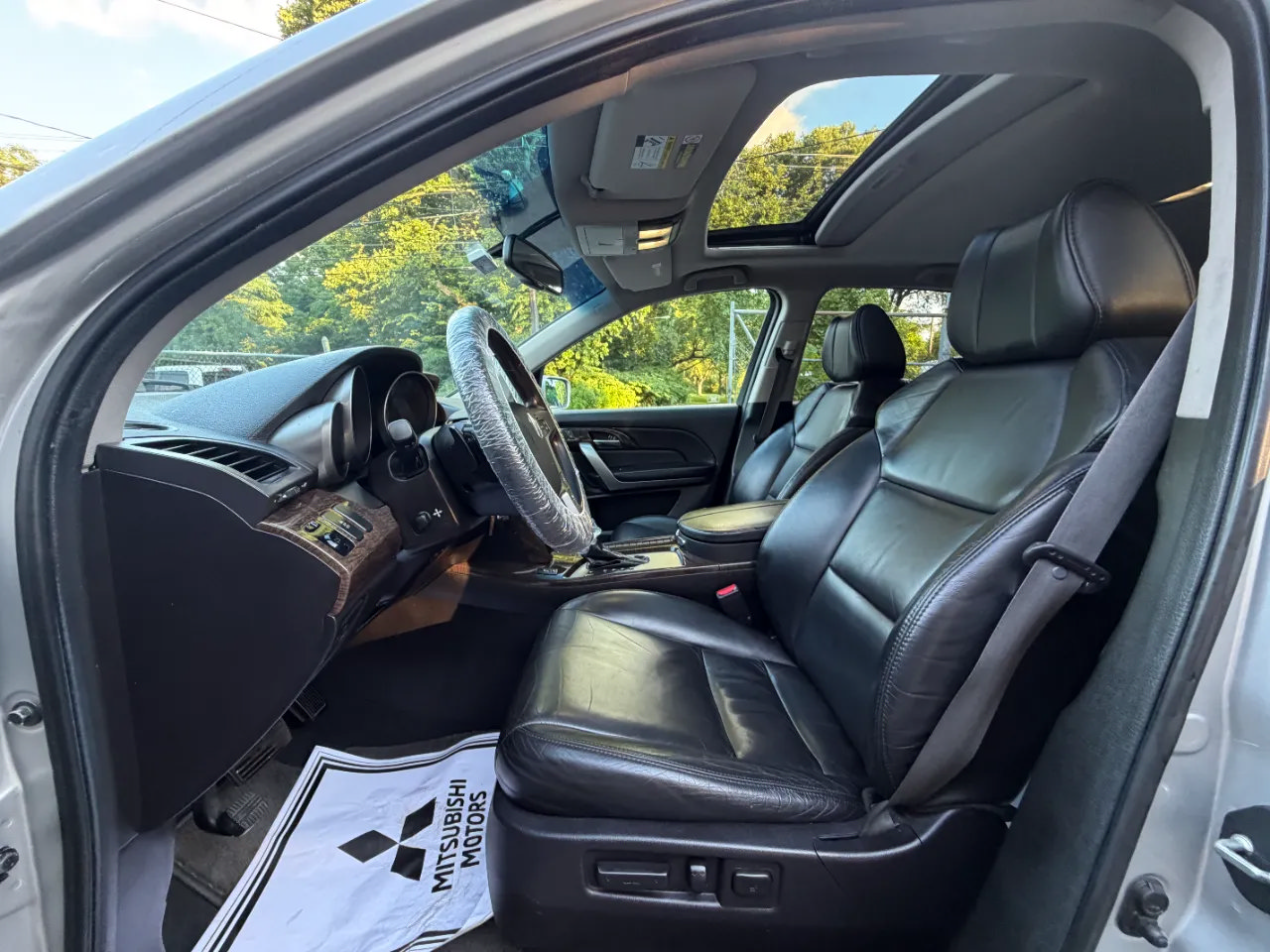 Used 2011 Acura MDX w/ Technology Package AWD/4WD image 18