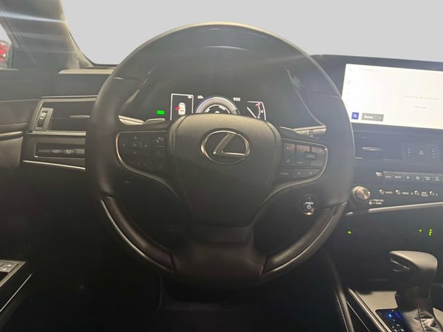 Used 2025 Lexus ES 300h w/ Technology Package FWD image 19