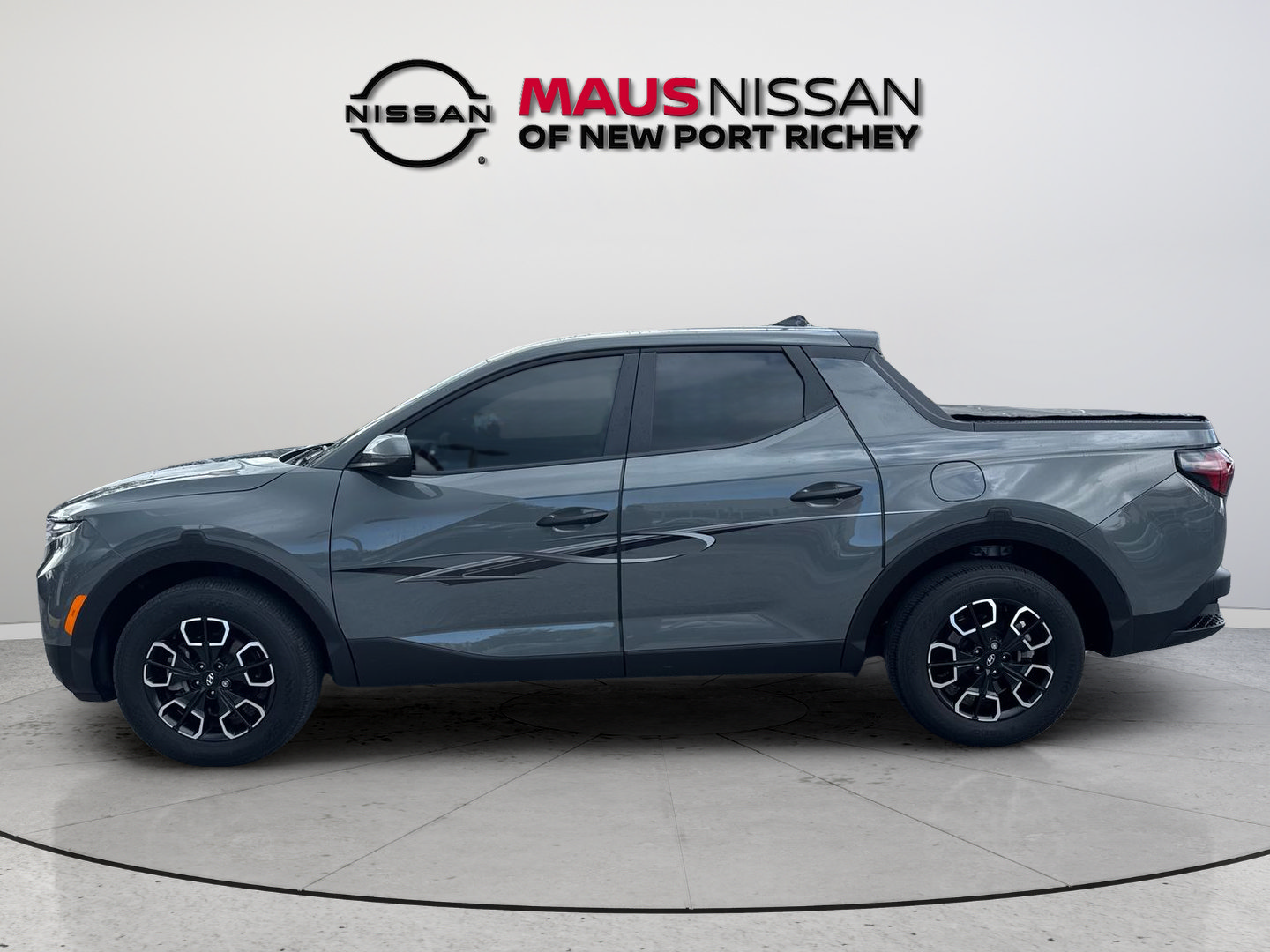 Used 2023 Hyundai Santa Cruz SEL w/ Cargo Package FWD image 6