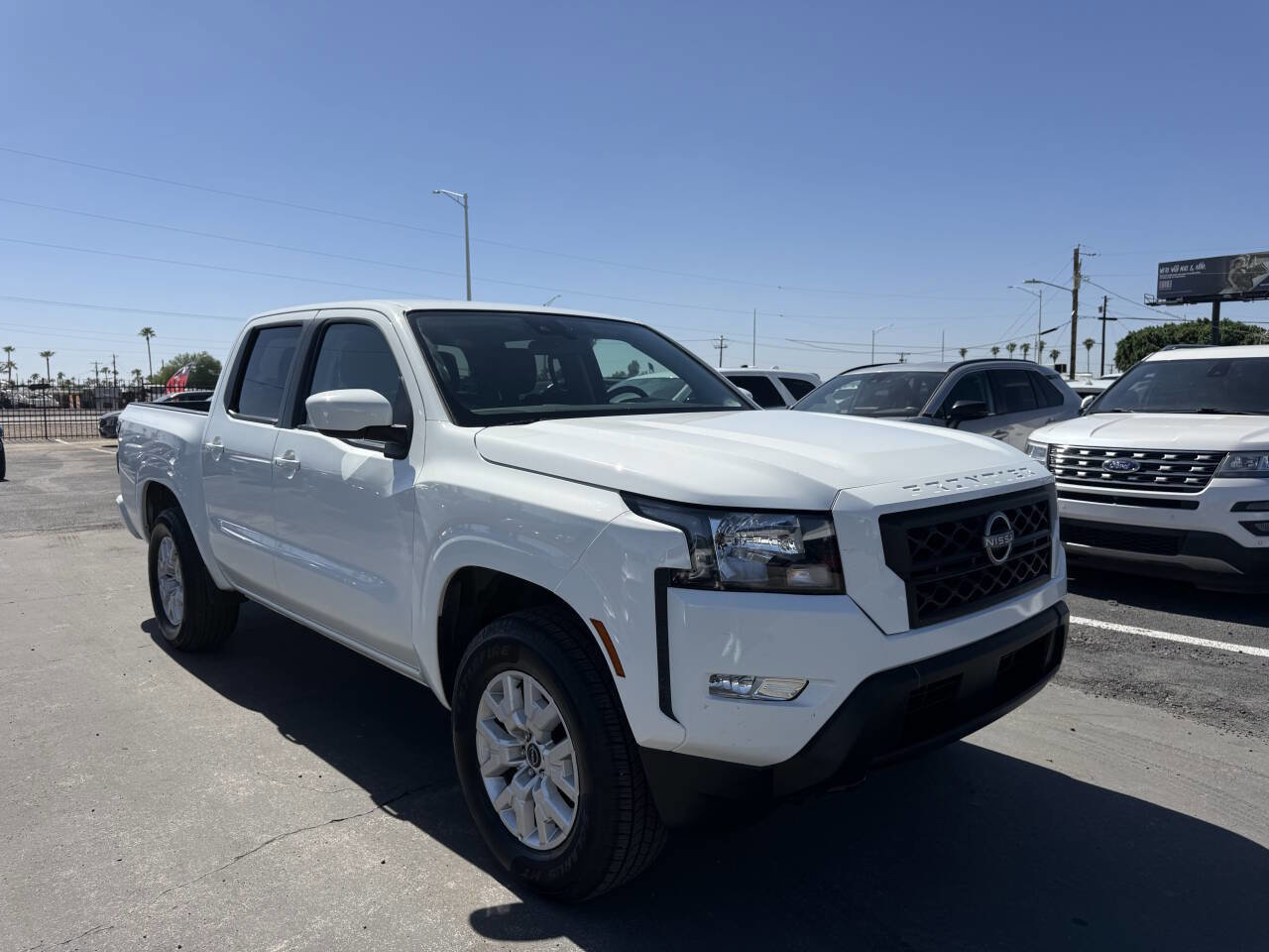 Used 2024 Nissan Frontier SV w/ SV Convenience Package image 12