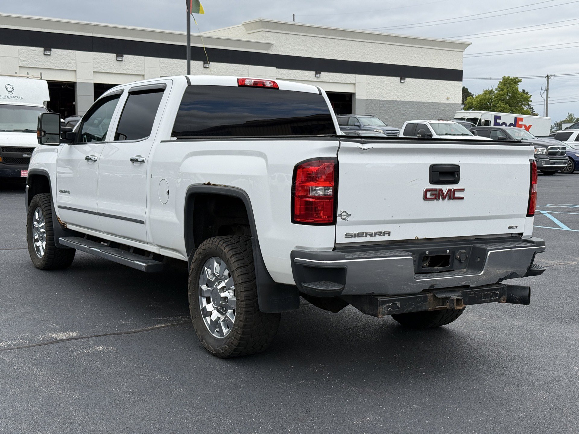 Used 2015 GMC Sierra 2500 SLT AWD/4WD image 6