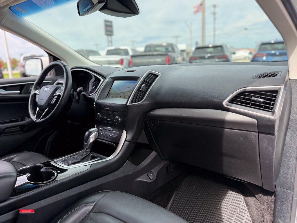Certified 2018 Ford Edge SEL w/ Equipment Group 201A AWD/4WD image 15