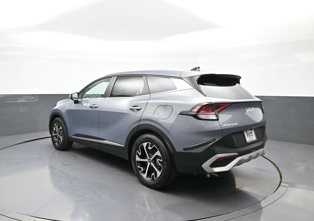 Certified 2024 Kia Sportage EX FWD image 8