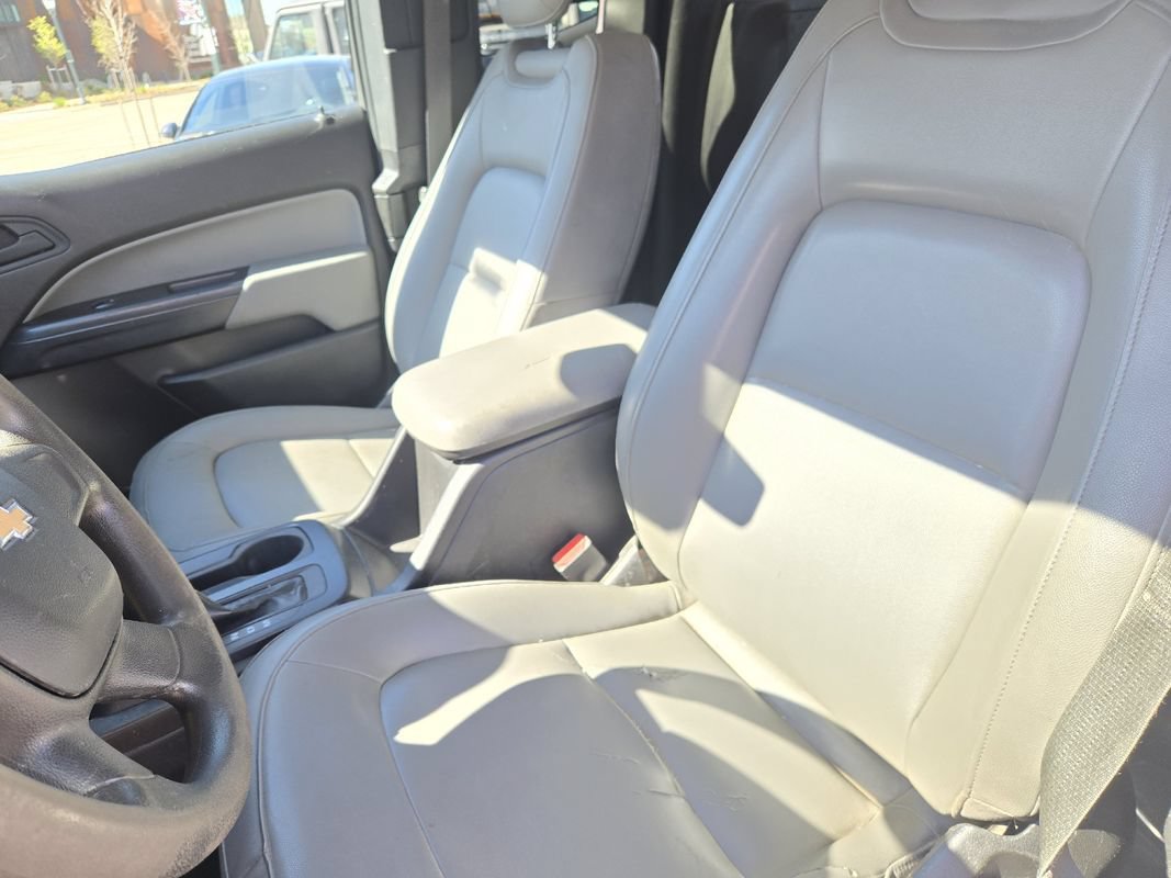 Used 2016 Chevrolet Colorado W/T AWD/4WD image 16