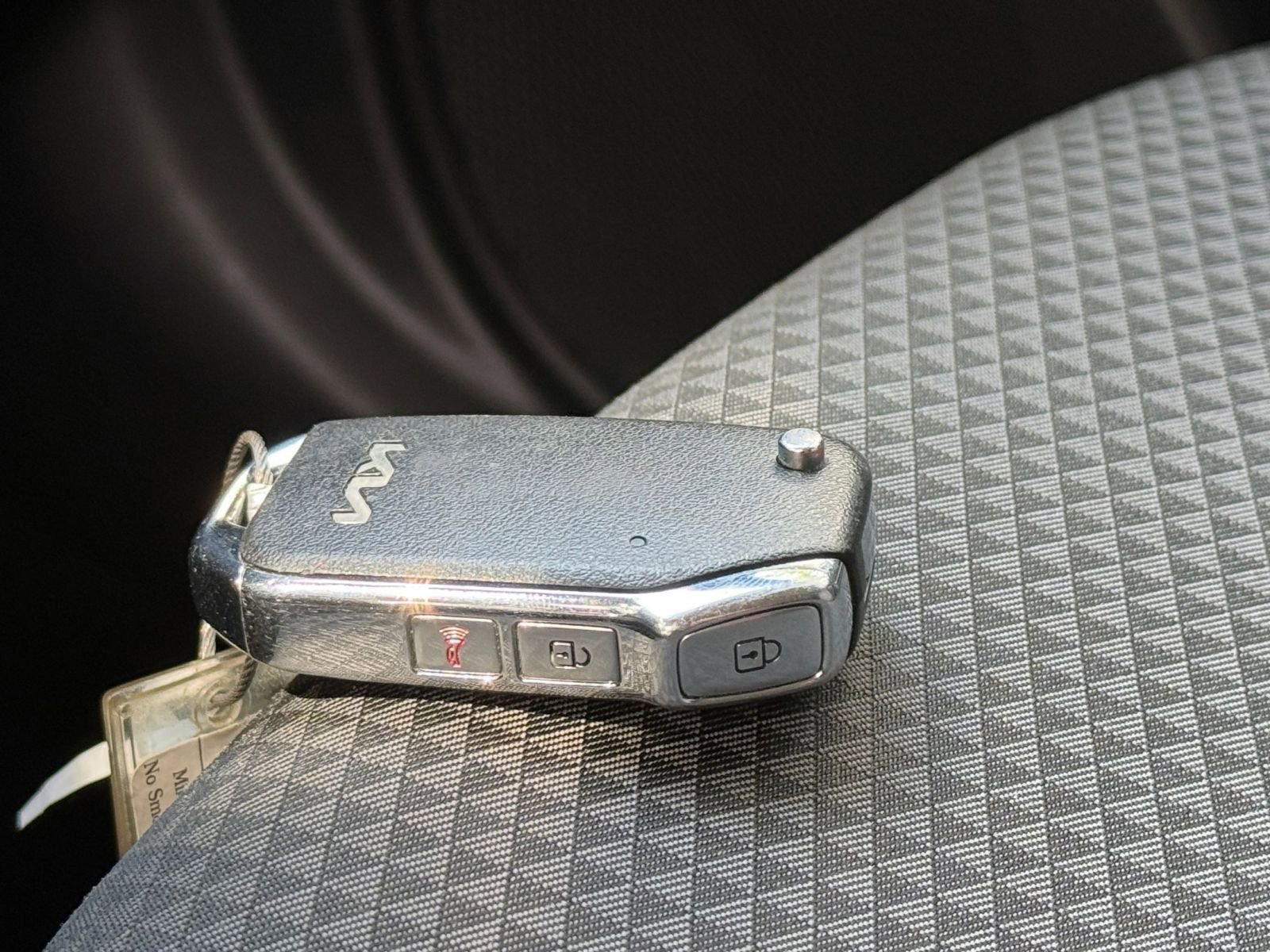 Used 2025 Kia Soul LX w/ LX Technology Package FWD image 21