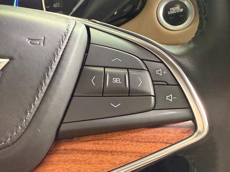 Used 2019 Cadillac XT5 Platinum w/ Trailering Package AWD/4WD image 17