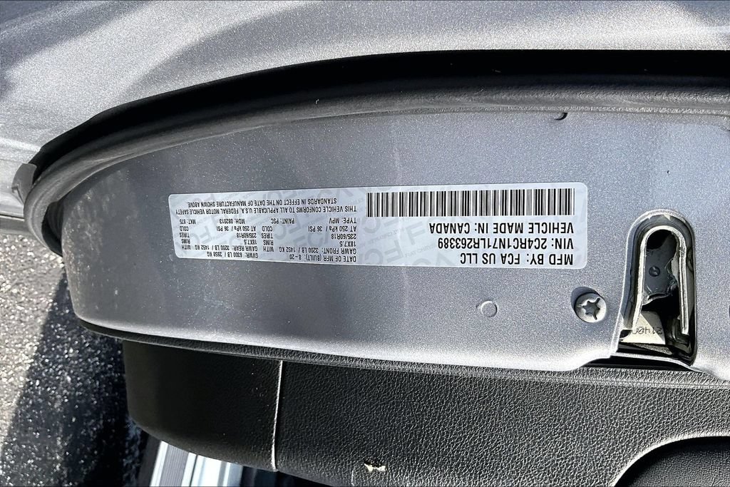 Used 2020 Chrysler Pacifica Limited w/ Advanced Safetytec Group FWD image 35