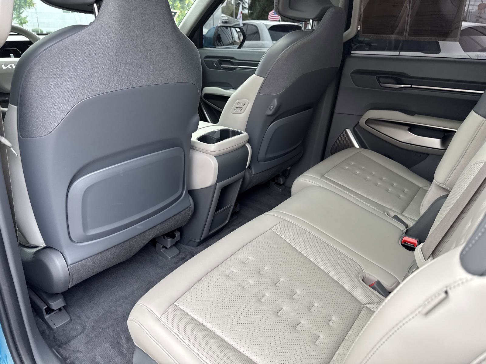 Used 2026 Kia EV9 Wind AWD/4WD image 11