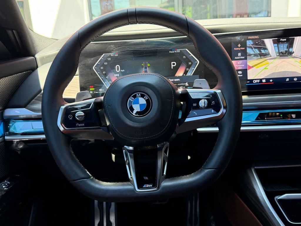 Used 2023 BMW 740i w/ Parking Assistance Package RWD image 16