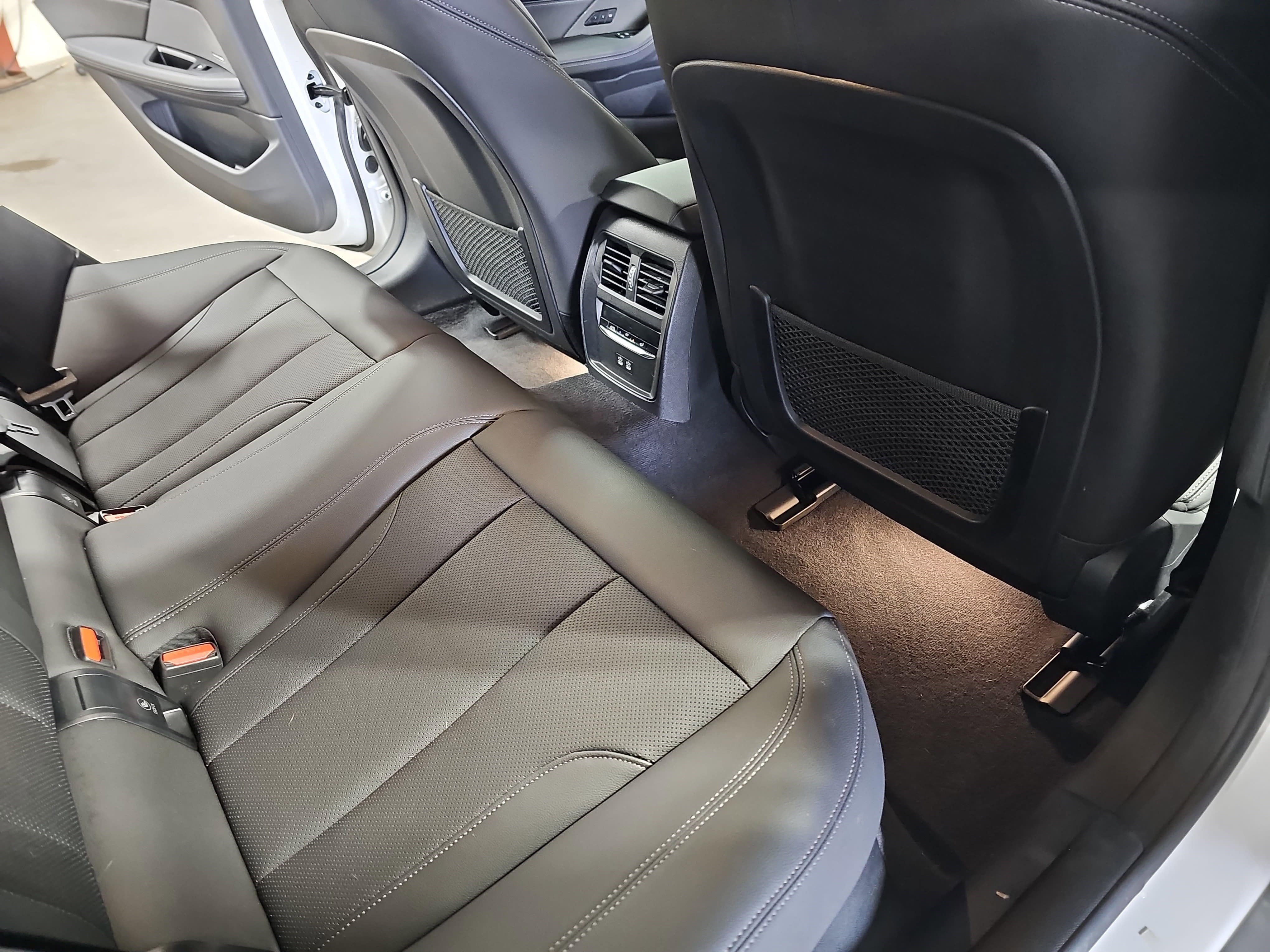 Certified 2023 BMW i4 eDrive35 w/ Premium Package image 12