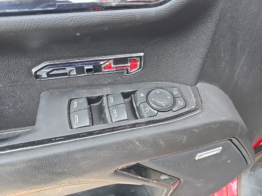 Used 2022 GMC Sierra 1500 AT4 w/ AT4 Premium Package image 7