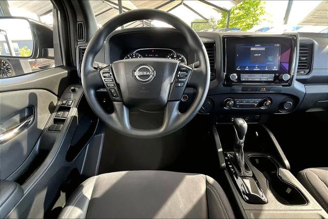 Certified 2023 Nissan Frontier SV w/ Midnight Edition Package RWD image 6