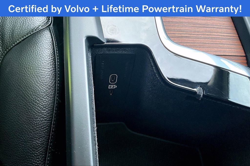 Used 2024 Volvo XC60 B5 Plus w/ Protection Package Premier image 33