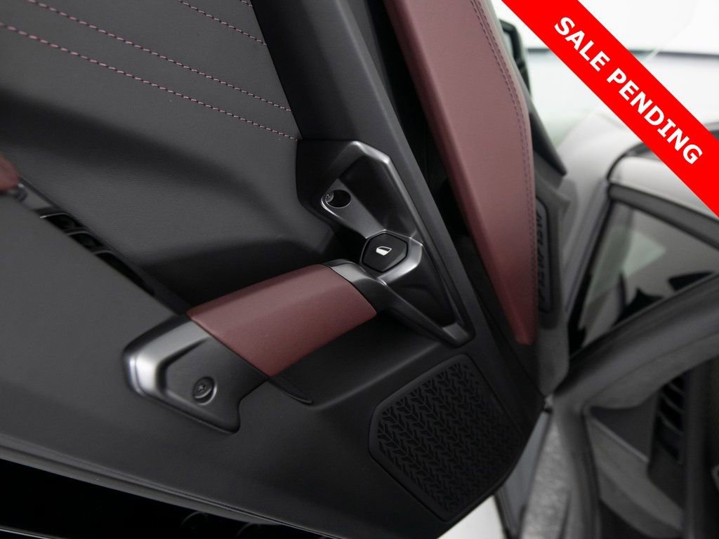 Used 2025 Lamborghini Revuelto image 13