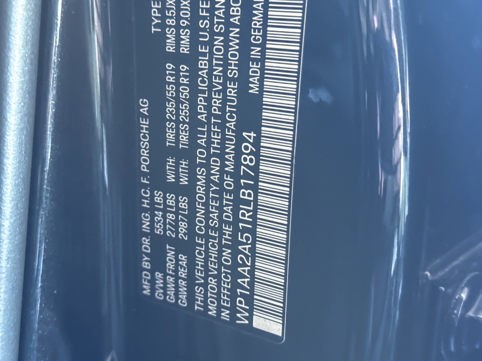 Used 2024 Porsche Macan image 29