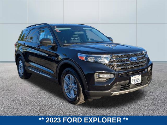 Certified 2023 Ford Explorer XLT w/ Equipment Group 202A image 7