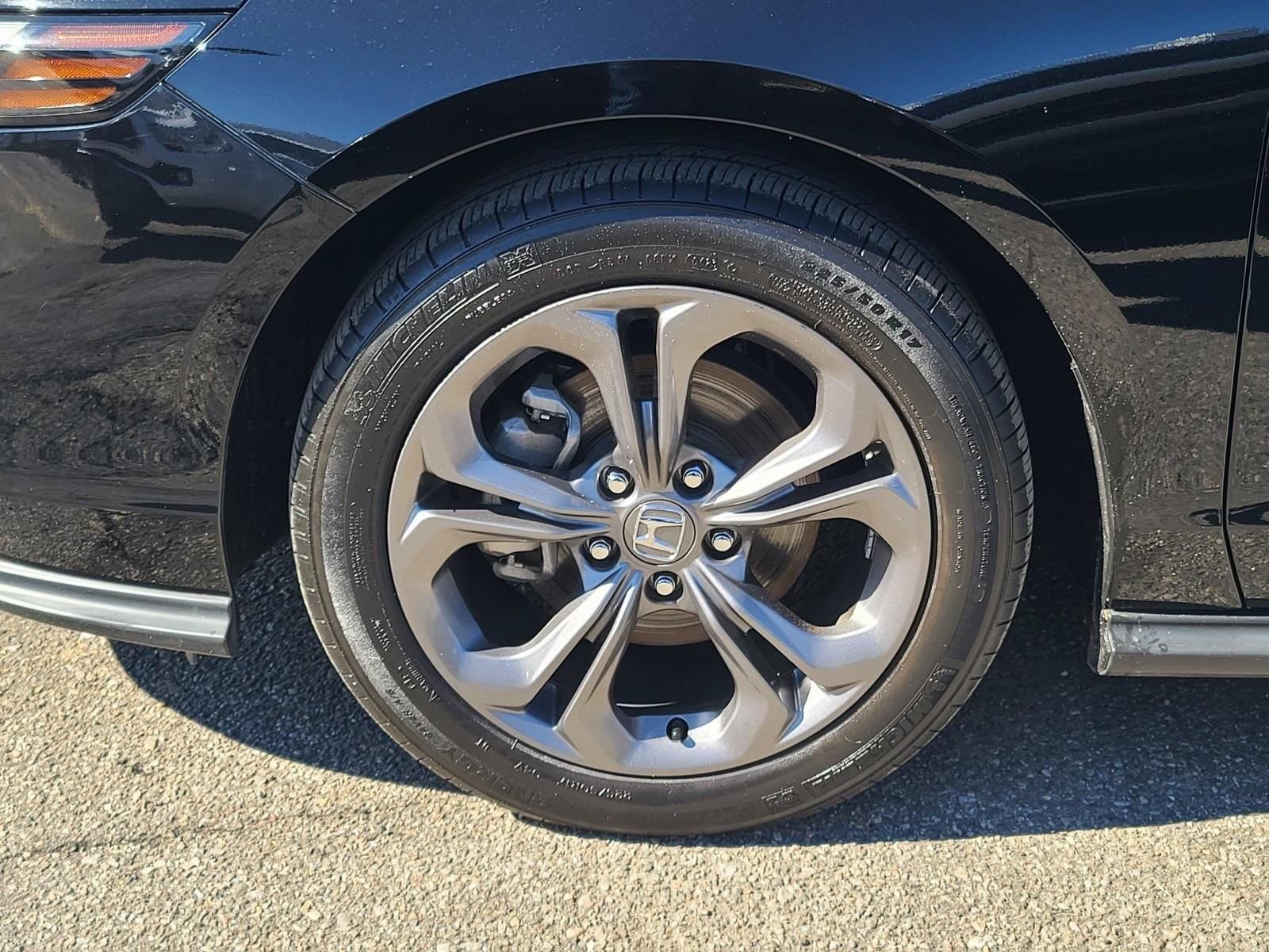 Used 2023 Honda Accord EX image 2