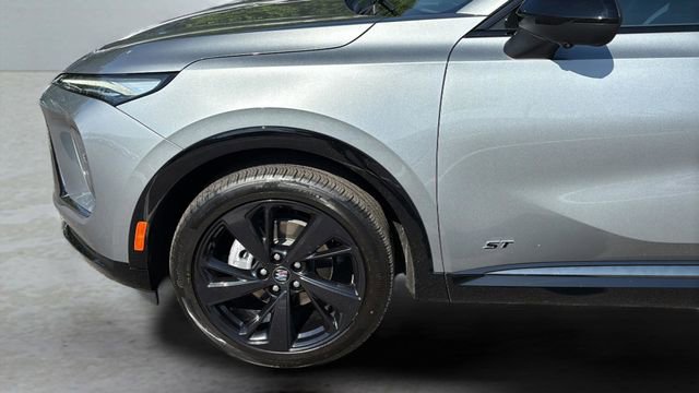 Used 2025 Buick Envision Sport Touring AWD/4WD image 33