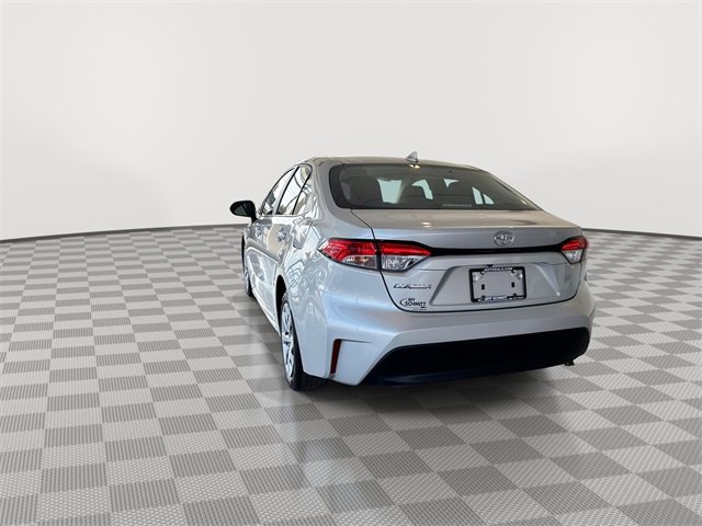 Used 2023 Toyota Corolla LE image 9