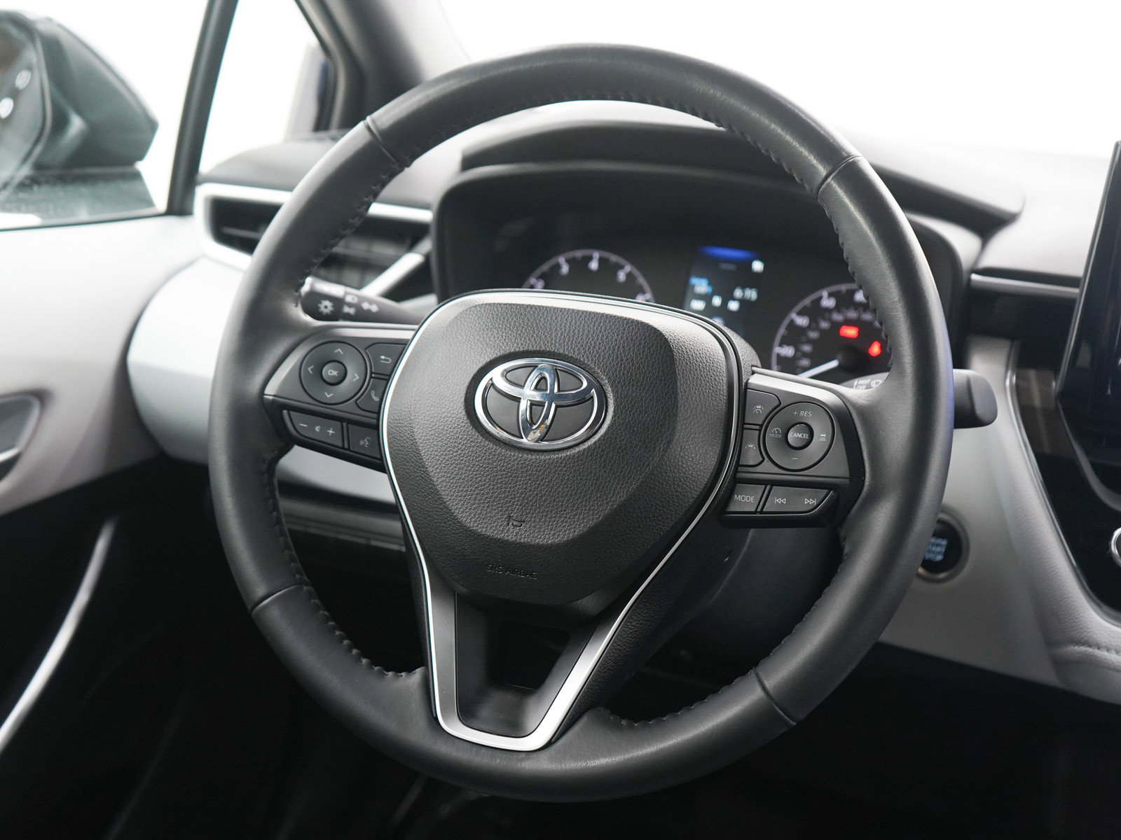 Used 2023 Toyota Corolla SE image 14