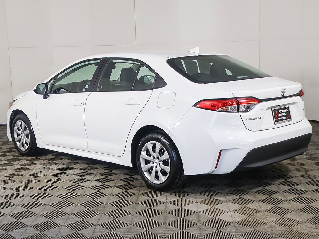 Used 2024 Toyota Corolla LE FWD image 6