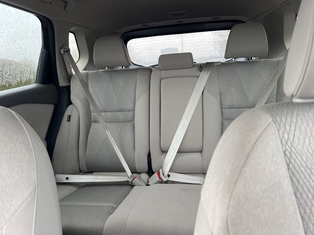 Used 2025 Nissan Rogue SV image 28