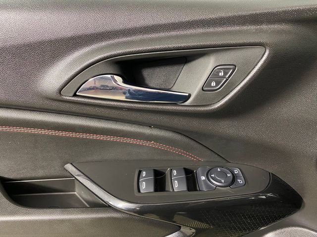 Certified 2024 Chevrolet Trax RS w/ Sunroof Package FWD image 13