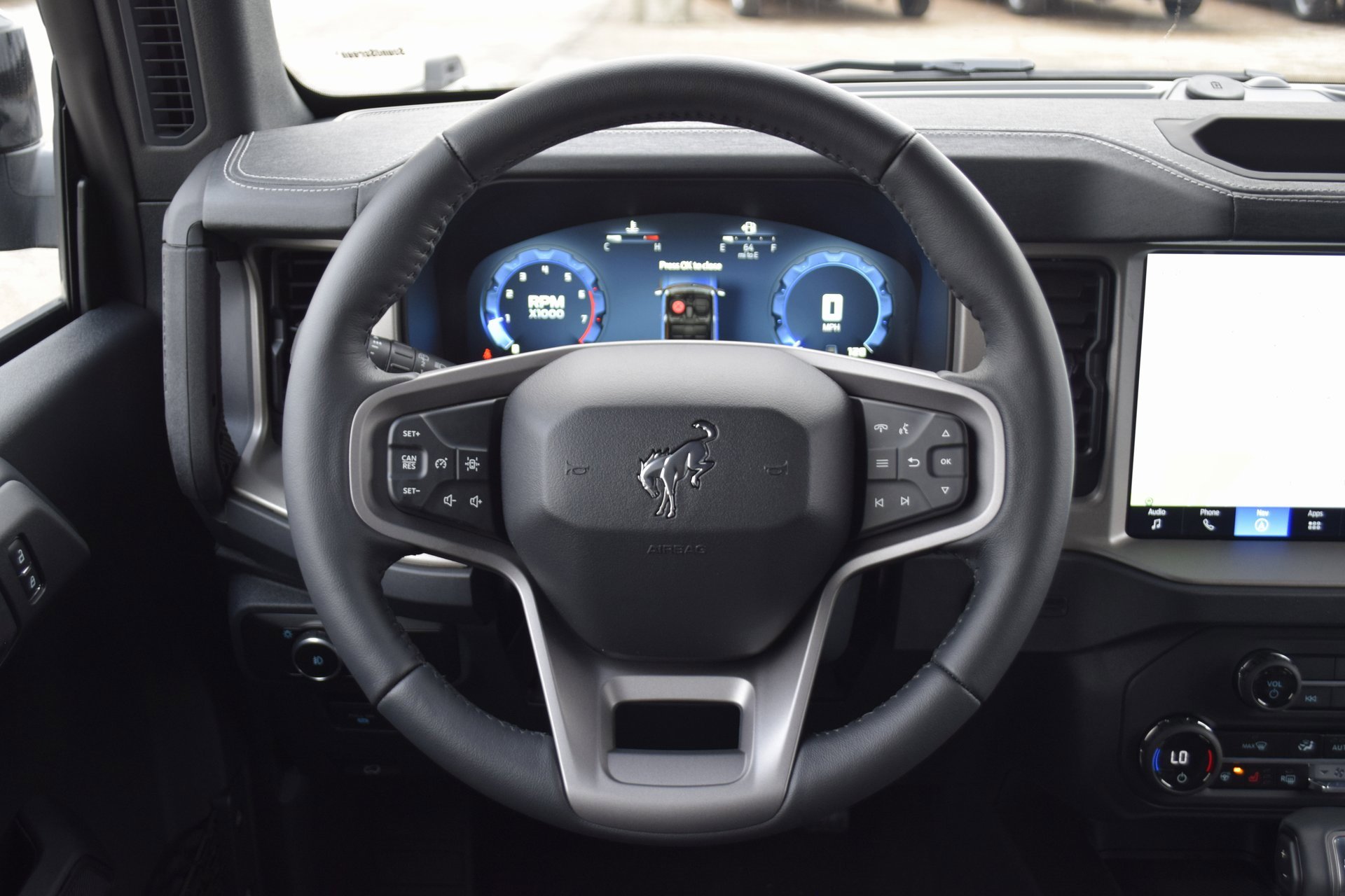 New 2025 Ford Bronco Outer Banks image 8