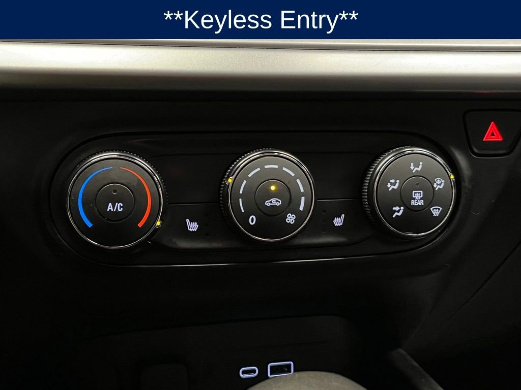 Used 2024 Chevrolet Trax LS w/ LS Convenience Package image 9