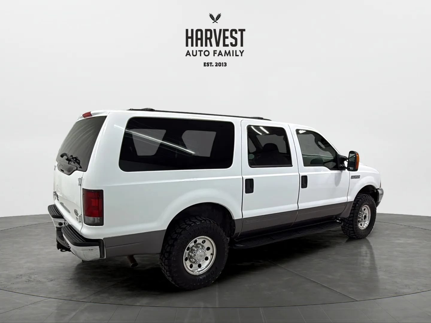 Used 2003 Ford Excursion XLT AWD/4WD image 7