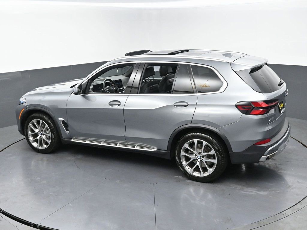 Used 2024 BMW X5 xDrive40i image 48