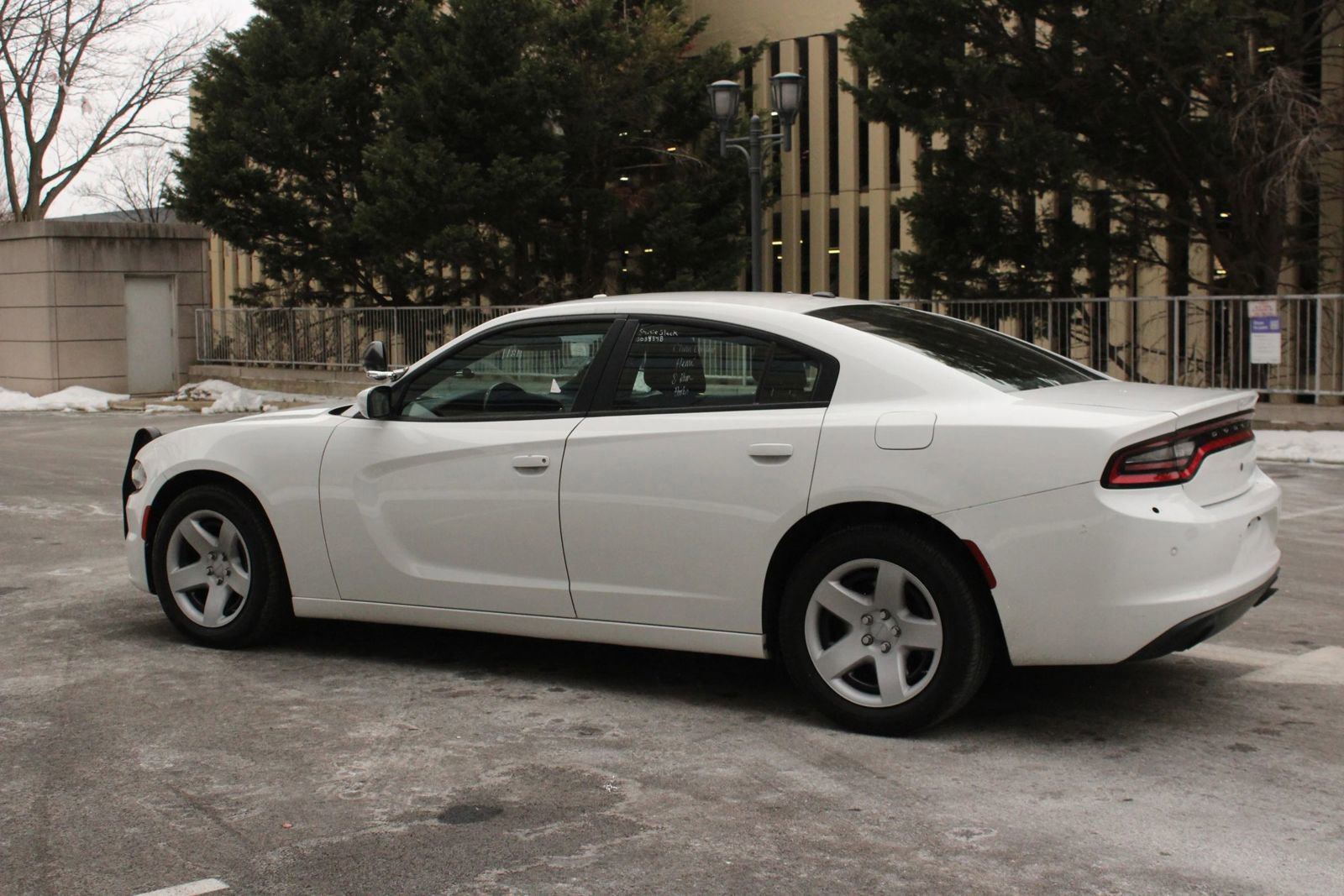 Used 2016 Dodge Charger Police RWD image 9