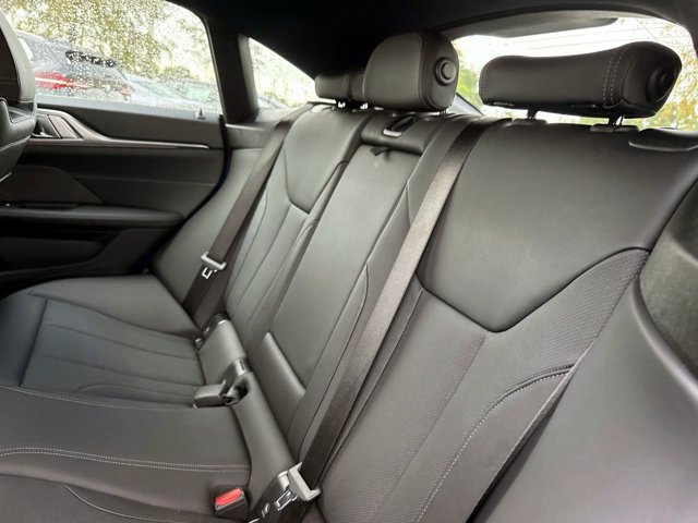 Used 2026 BMW M440i w/ Premium Package RWD image 13