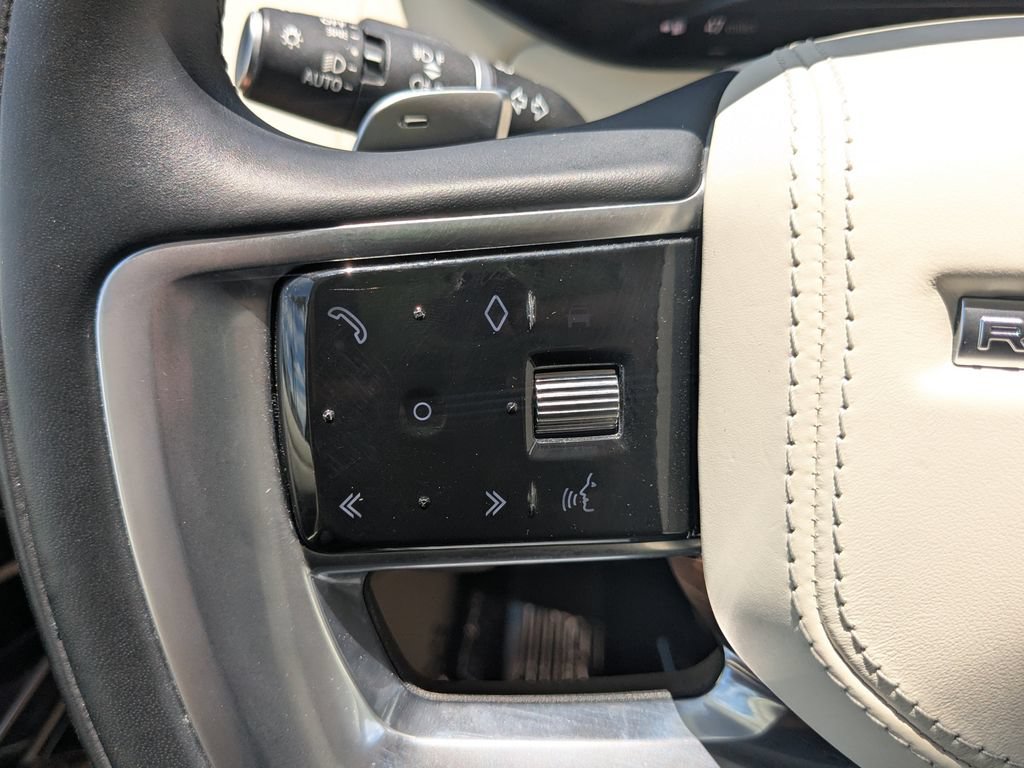 Used 2023 Land Rover Range Rover SE AWD/4WD image 11