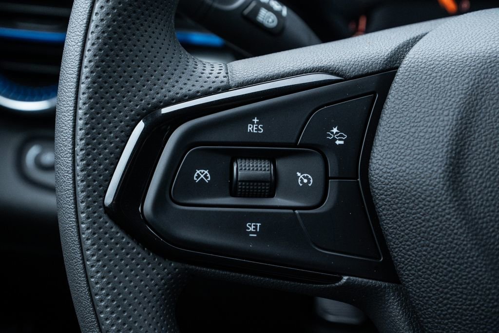 New 2026 Chevrolet Trax LT image 18