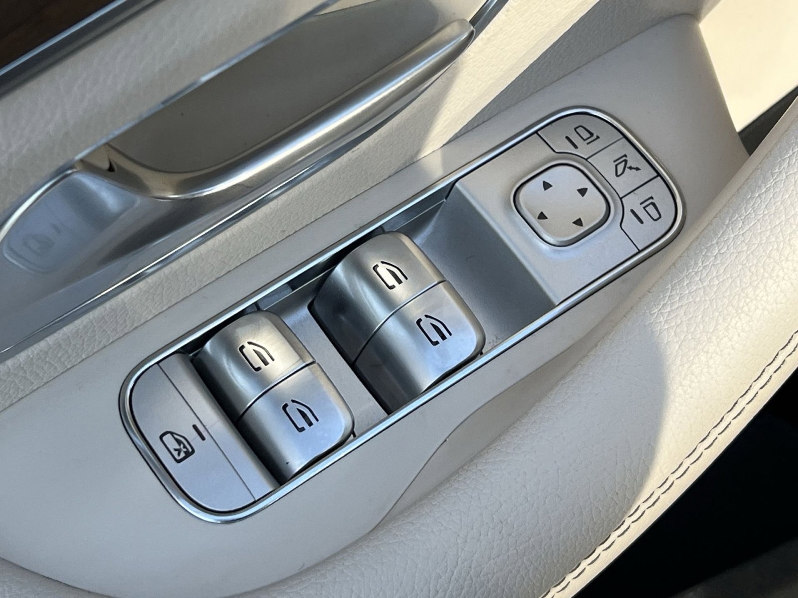 Certified 2022 Mercedes-Benz GLE 350 4MATIC image 13