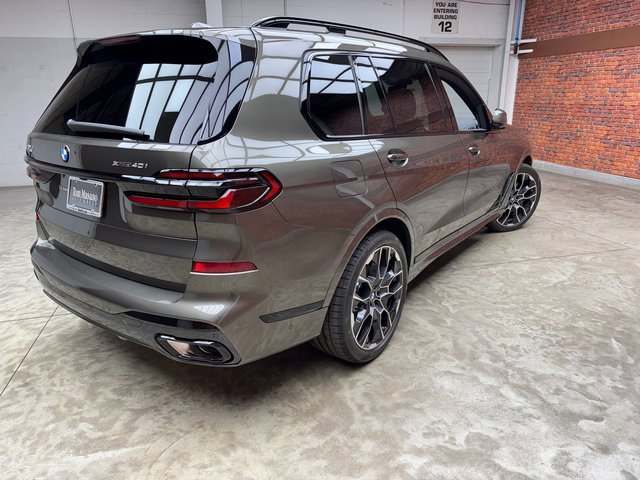 Used 2026 BMW X7 xDrive40i image 5