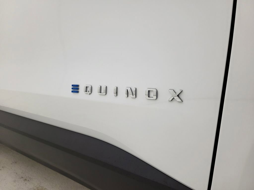 New 2026 Chevrolet Equinox EV LT image 20