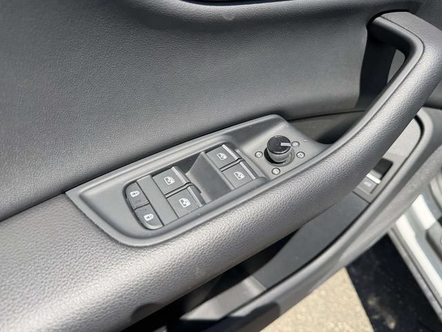 Certified 2023 Audi Q8 Premium w/ Convenience Package AWD/4WD image 17