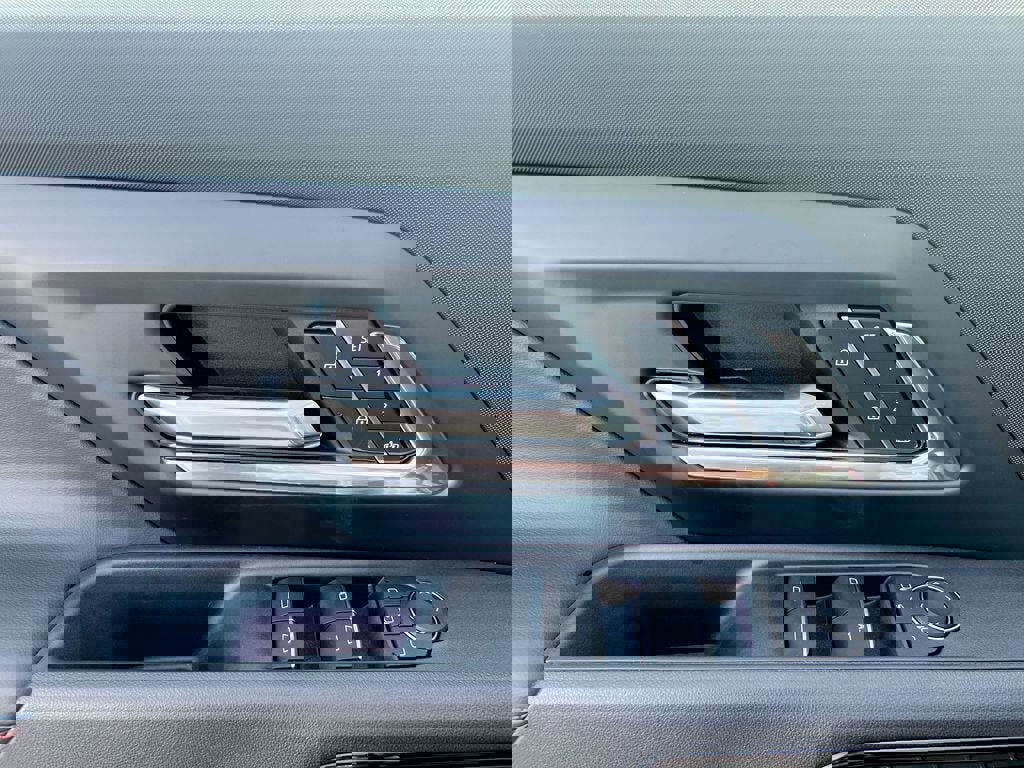 New 2024 Chevrolet Silverado EV RST image 19