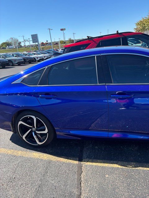 Used 2021 Honda Accord Sport image 4
