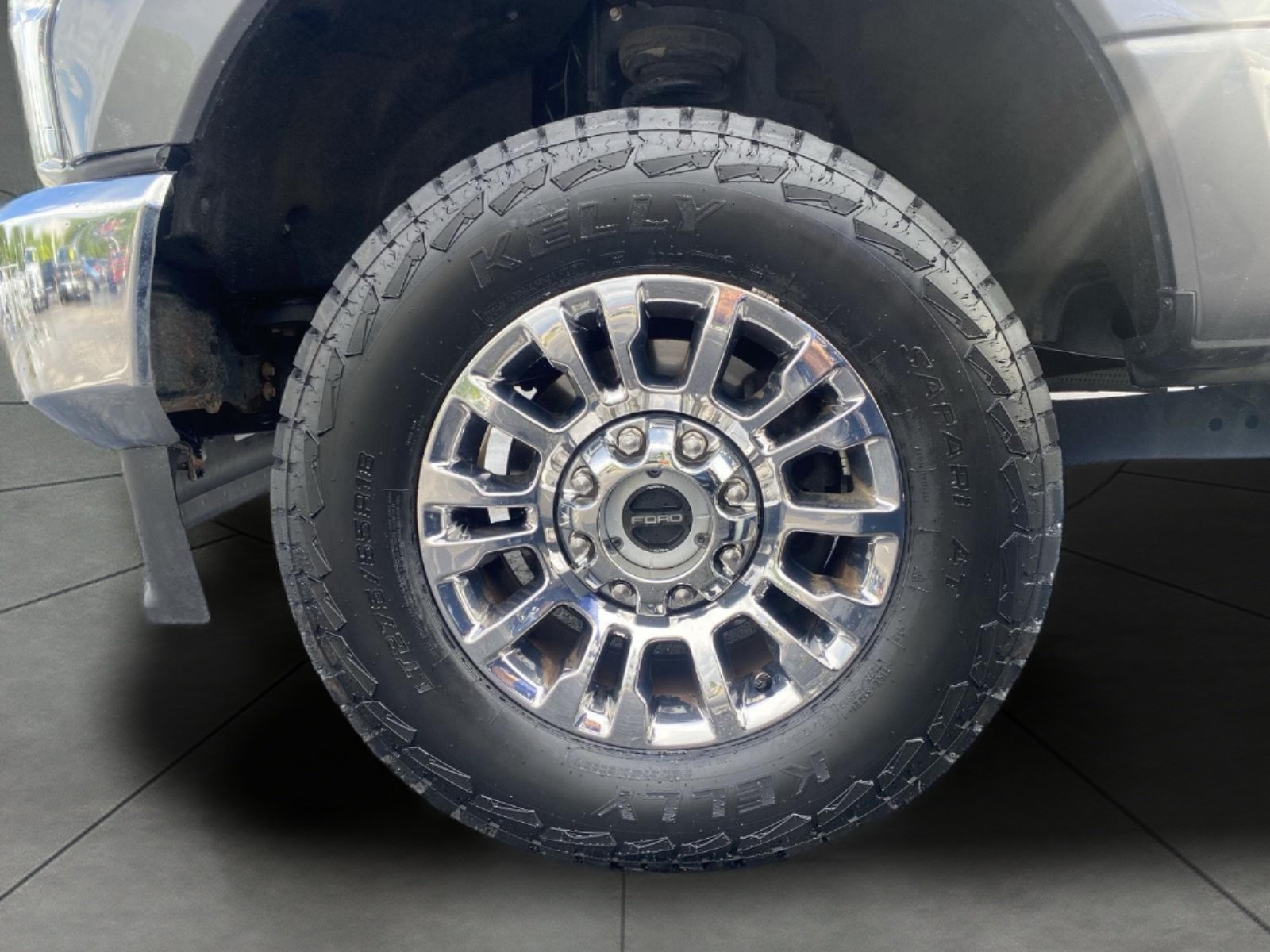 Certified 2022 Ford F250 XLT w/ XLT Premium Package AWD/4WD image 5