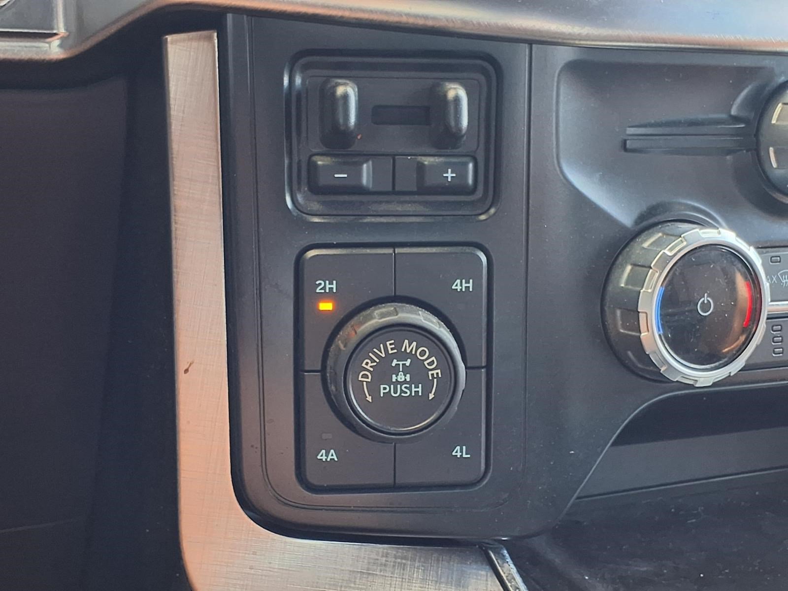 Used 2023 Ford F150 King Ranch w/ Equipment Group 601A High AWD/4WD image 18