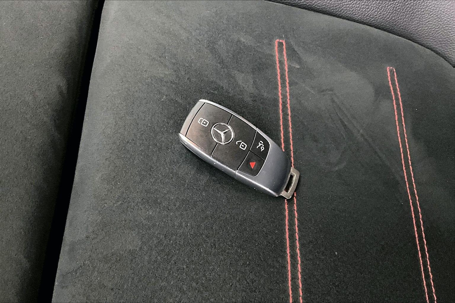 Certified 2023 Mercedes-Benz GLB 250 4MATIC image 12