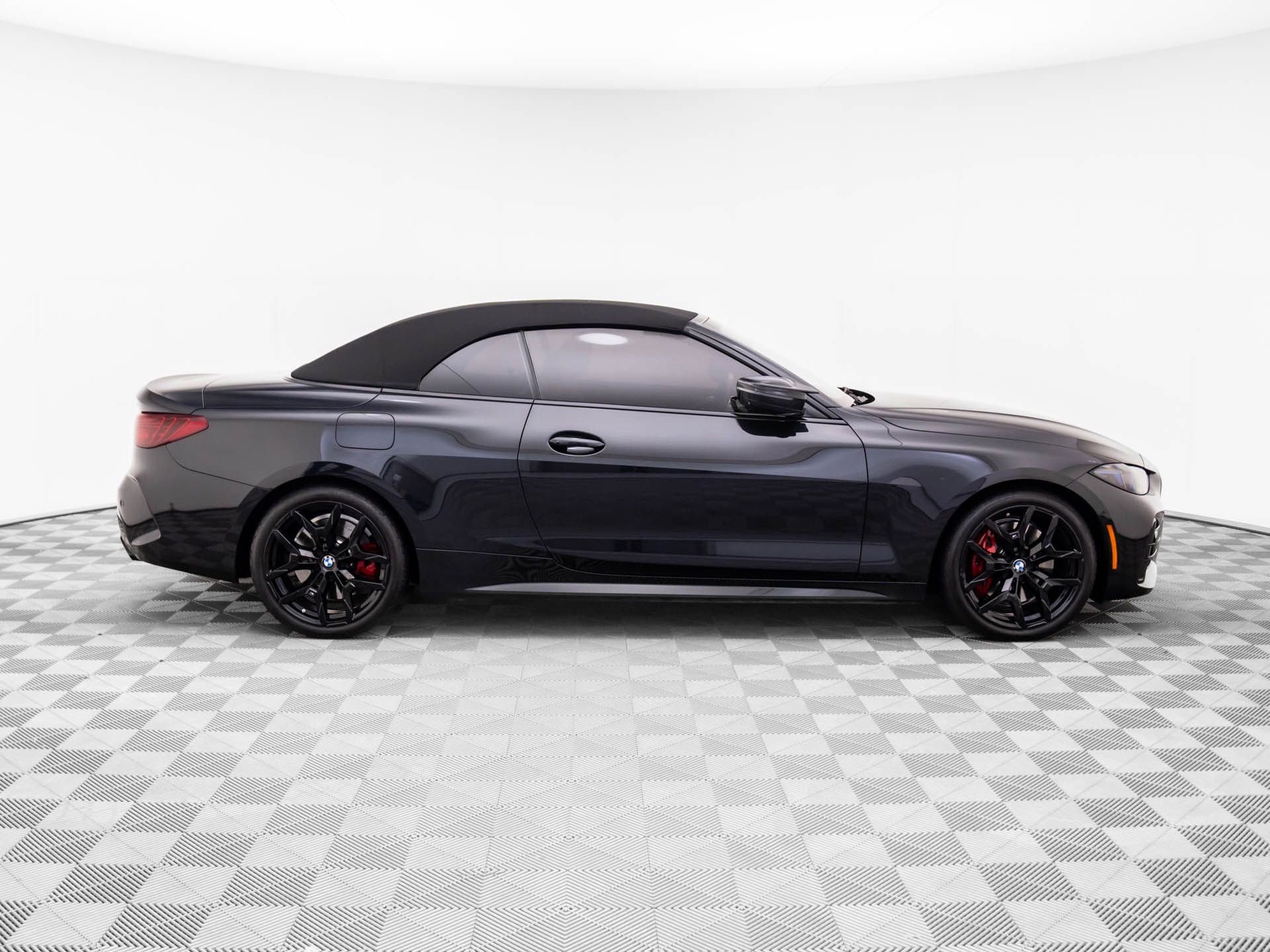 Certified 2025 BMW 440i xDrive Convertible w/ Premium Package image 6